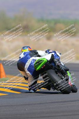 media/Oct-09-2022-SoCal Trackdays (Sun) [[95640aeeb6]]/Turn 14 Backside (1125am)/